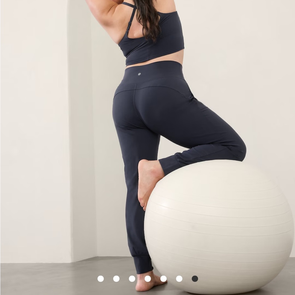 Athleta Salutation Joggers - pink
